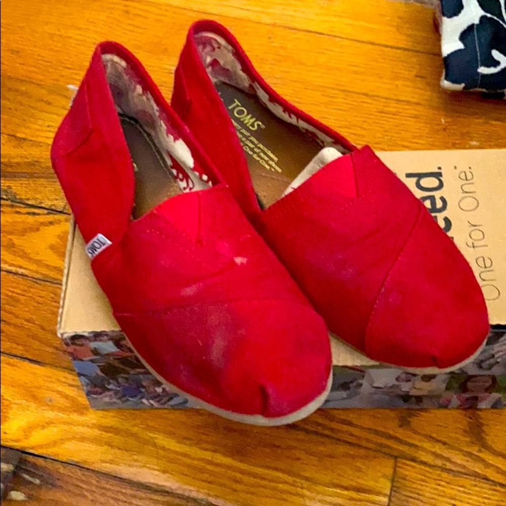 Toms shoes